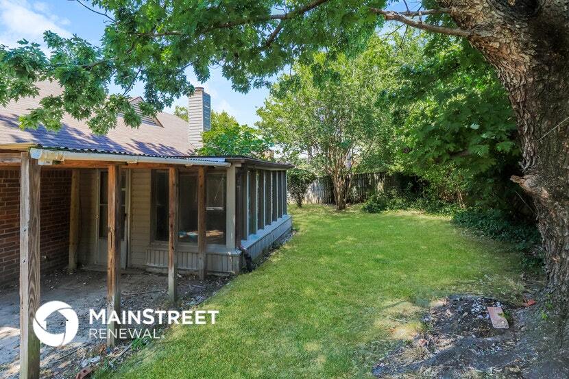 Building Photo - 8257 River Creek Cove