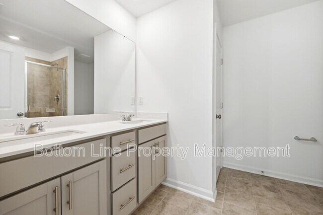Building Photo - 3606 Elm Grv Ln