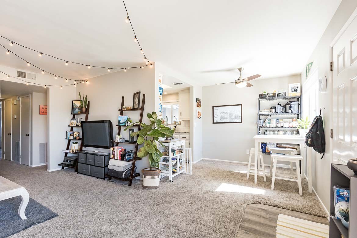 Building Photo - 1750 Prefumo Canyon Rd