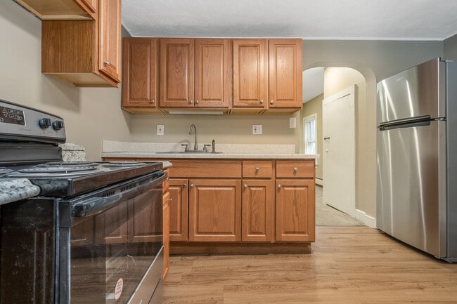 Building Photo - 72 Taylor St