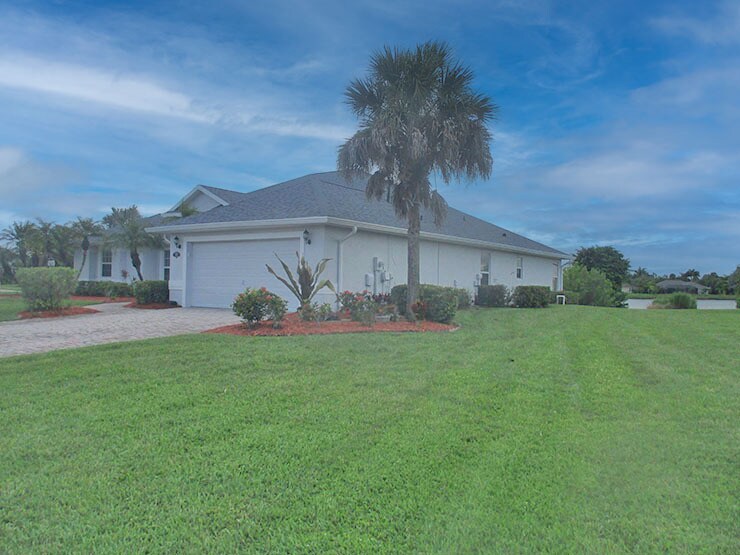 Building Photo - 935 Southlakes Way SW