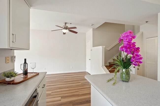 Building Photo - SD: Stunning 3BD/2.5BA Townhome in Imperial Beach with Ocean Views, Rooftop Patio & In-Unit Laundry