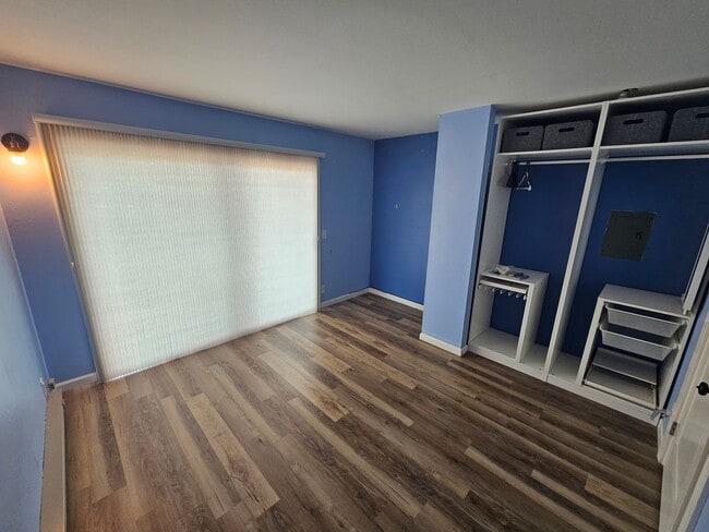Building Photo - Shoreline Serenity: Modern Condo Steps fro...