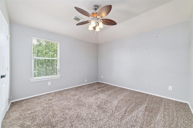Building Photo - 9823 Lynette Falls Dr