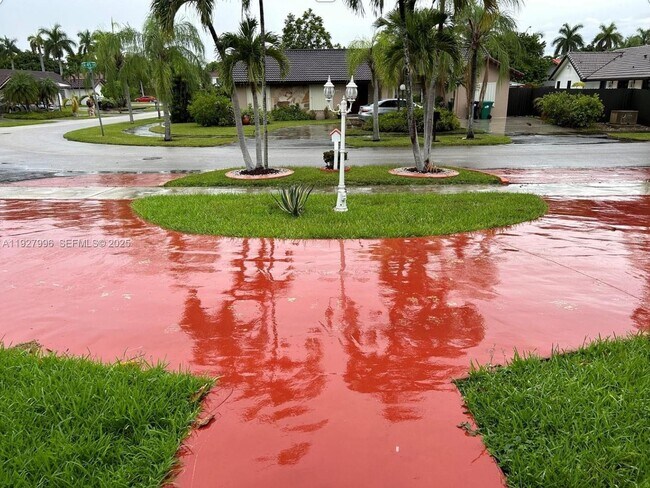 Building Photo - 4531 SW 146th Ct