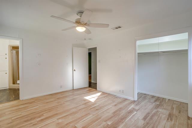 Building Photo - 1911 Joslin St