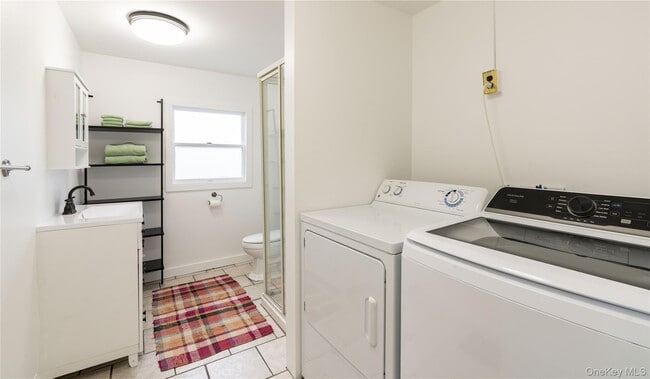 Building Photo - 257 Mill Rd