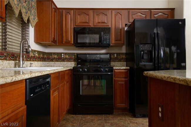 Building Photo - 7584 Splashing Rock Dr