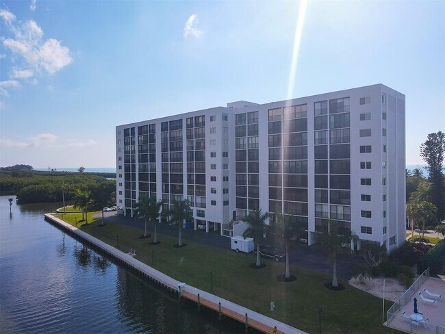 Building Photo - 9397 Midnight Pass Rd