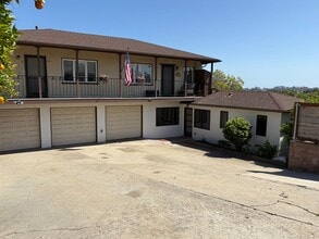 Building Photo - 916 Garcia Rd