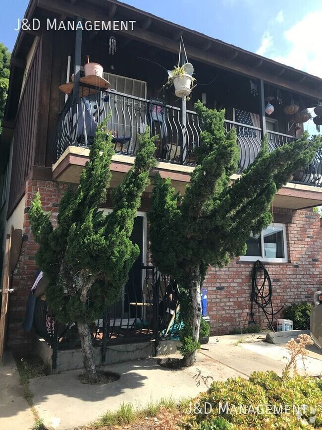 Building Photo - 2664 Magnolia Ave