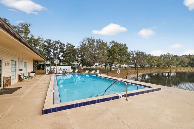 Building Photo - Available Now in Scottish Highlands | 2BR/2BA + Den in Active 55+ Community