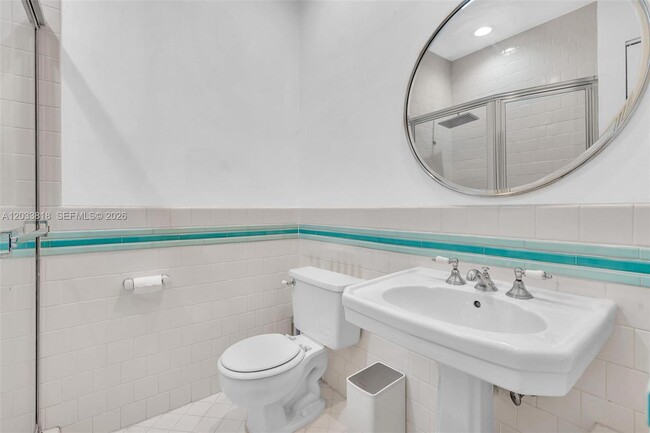 Building Photo - 924 Belle Meade Island Dr