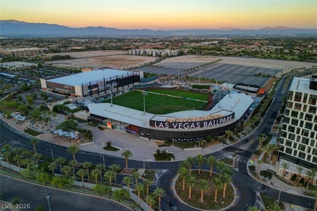 Building Photo - 12125 Vista Linda Ave