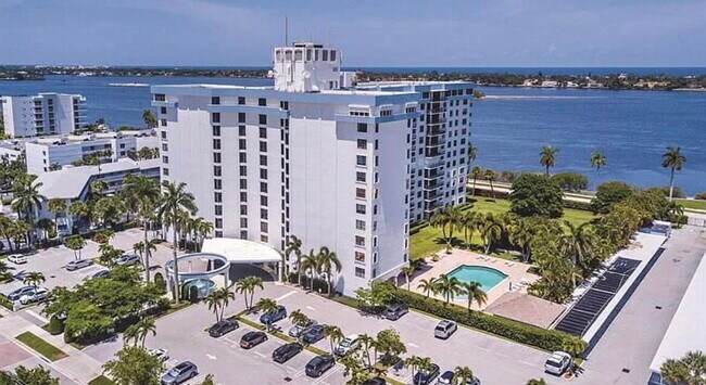 Building Photo - 3800 Washington Rd