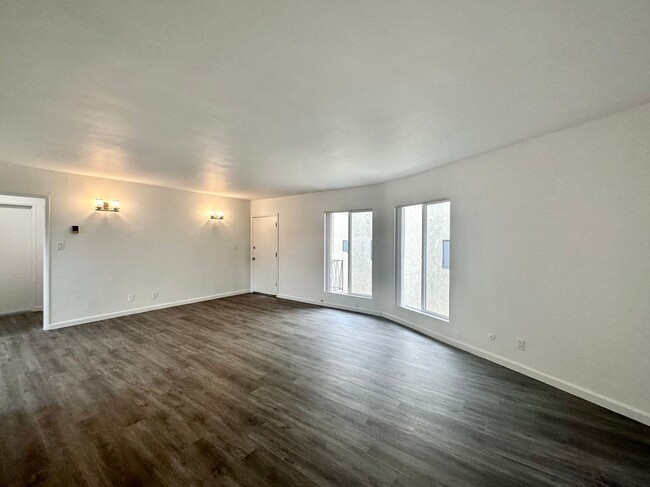Interior Photo - EP