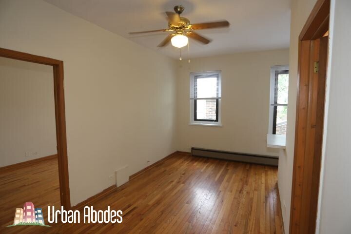 Building Photo - 645 W Barry Ave