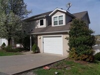Building Photo - 217 Newberry Ln
