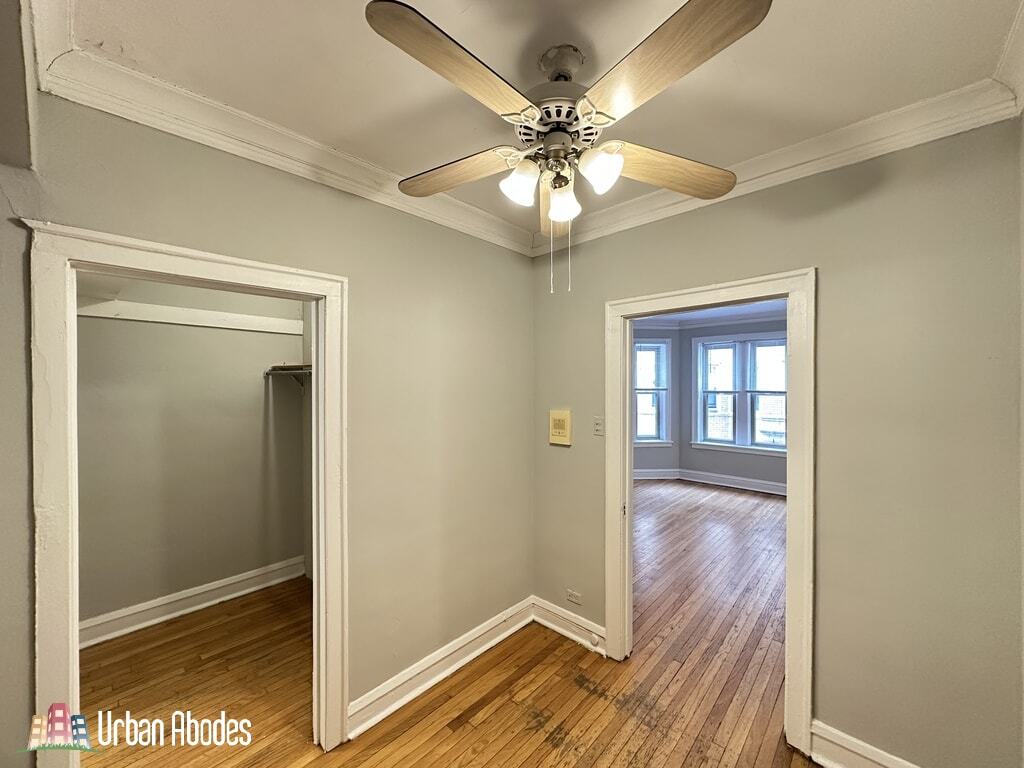 Building Photo - 4224 N Paulina St