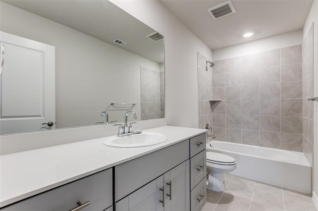 Building Photo - 5011 Bellhurst Dr