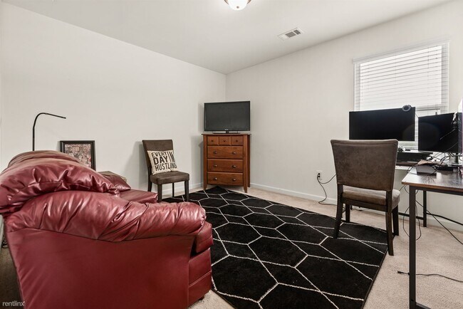 Building Photo - 3 br, 2.5 bath House - 839 Regal Lane