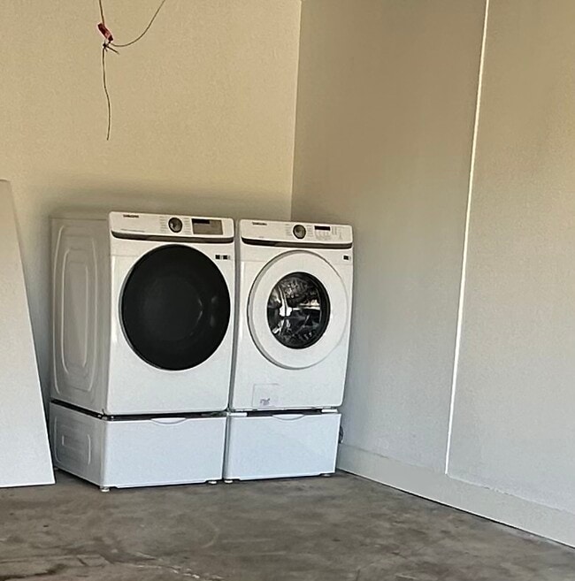 Washer & dryer - 5112 W 123rd Pl