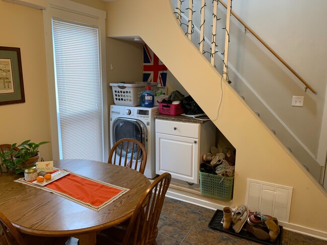 Building Photo - 767-769 South Avenue