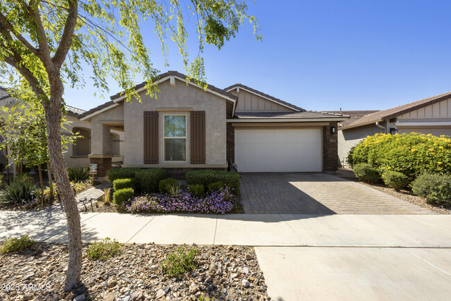 Primary Photo - 5854 S Del Rancho