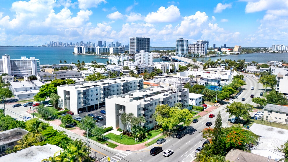 Primary Photo - Rue Granville Apartments