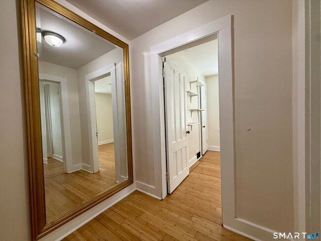 Building Photo - 74 High St