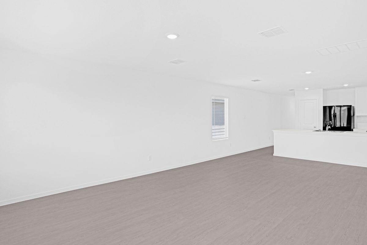 Building Photo - 1033 Raintree Rd