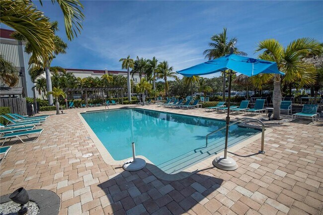 Building Photo - 6036 Anchorage Way S