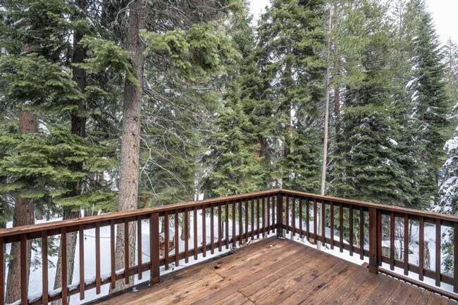 Building Photo - Spacious Prosser Lakeview Estates Rental