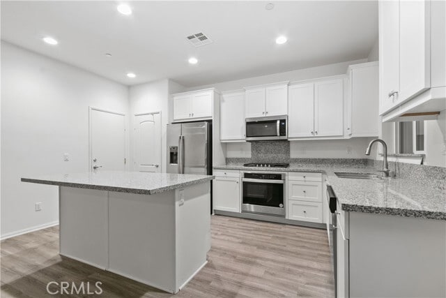 Building Photo - 35288 Price St