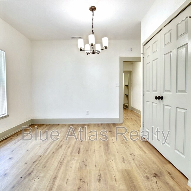 Building Photo - 2936 Purington Ave