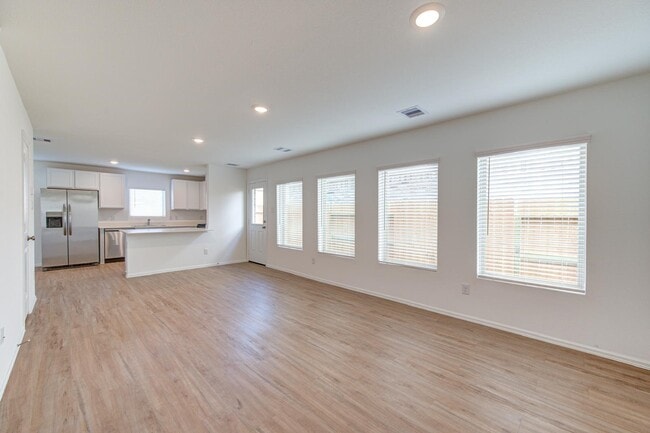 Building Photo - 26738 Paloma Blanca Dr