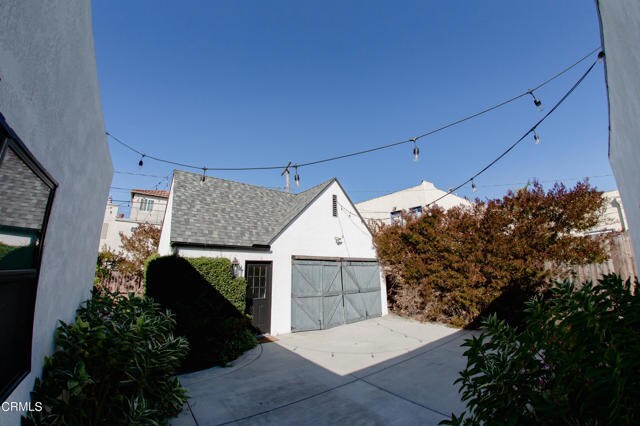 Building Photo - 55 S Catalina St