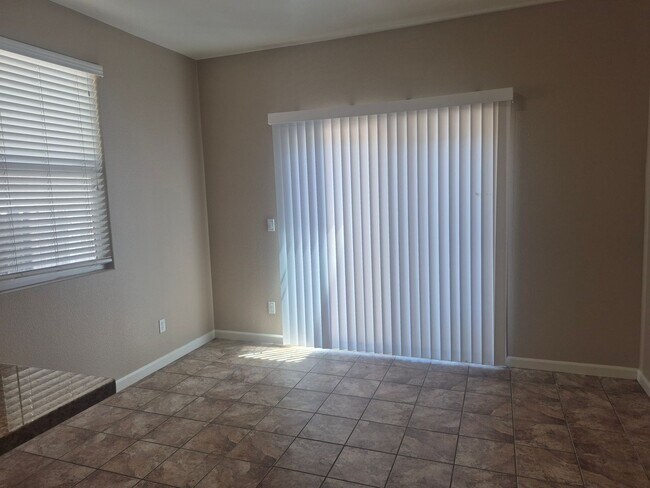 Building Photo - 3616 Sardinia Island Way