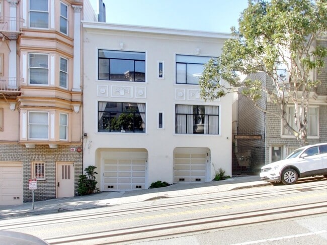 Building Photo - 2041 Hyde St