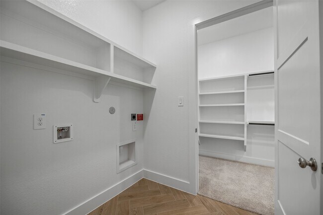 Building Photo - 21747 Zebra Swallowtail Dr