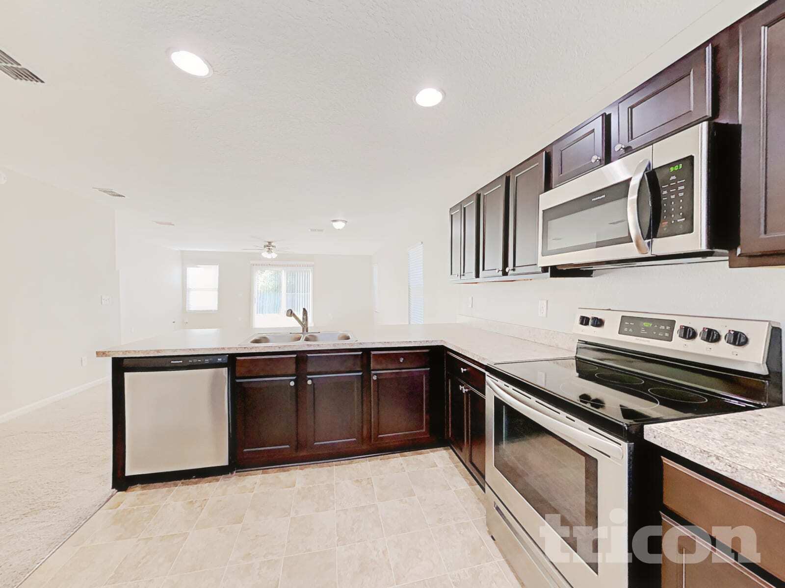 Building Photo - 1354 Sarahs Landing Dr