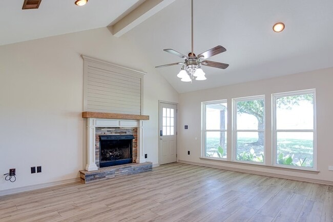 Building Photo - 12525 Indian Springs Rd