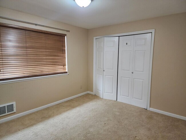 Building Photo - Hazel Dwellings, LLC
