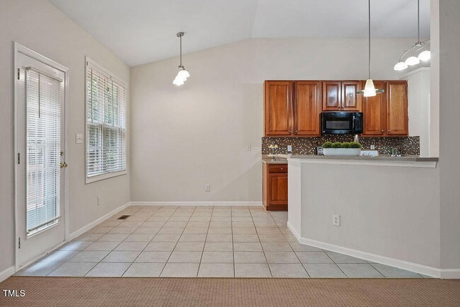 Building Photo - 107 Governors House Dr