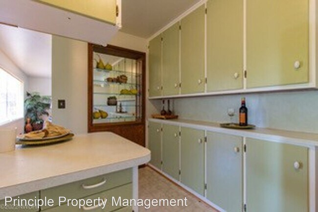 Building Photo - 3 br, 2 bath House - 1810 Fairmount Blvd.