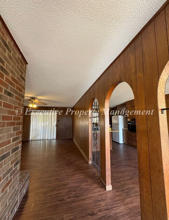 Building Photo - 7544 FM 2657
