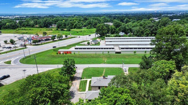 Building Photo - For Sale or Rent – Fully Renovated Stone R...