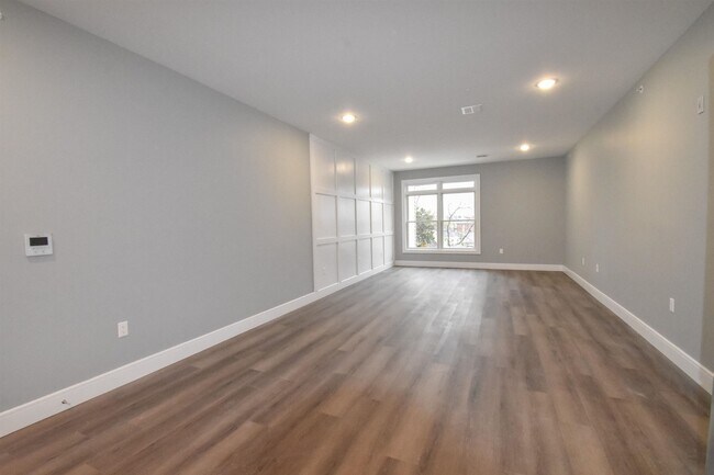 Building Photo - 4201 Bergen Turnpike