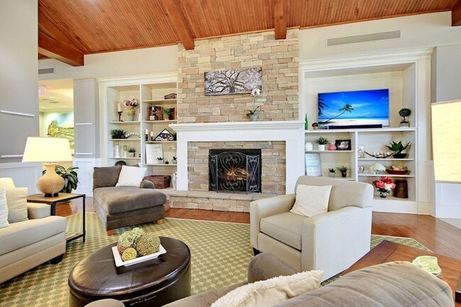 Building Photo - 168 Sea Lavender Ln