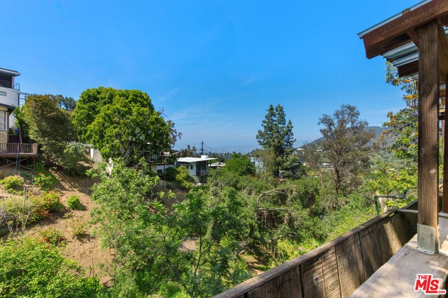 Building Photo - 6933 Vanland Trl